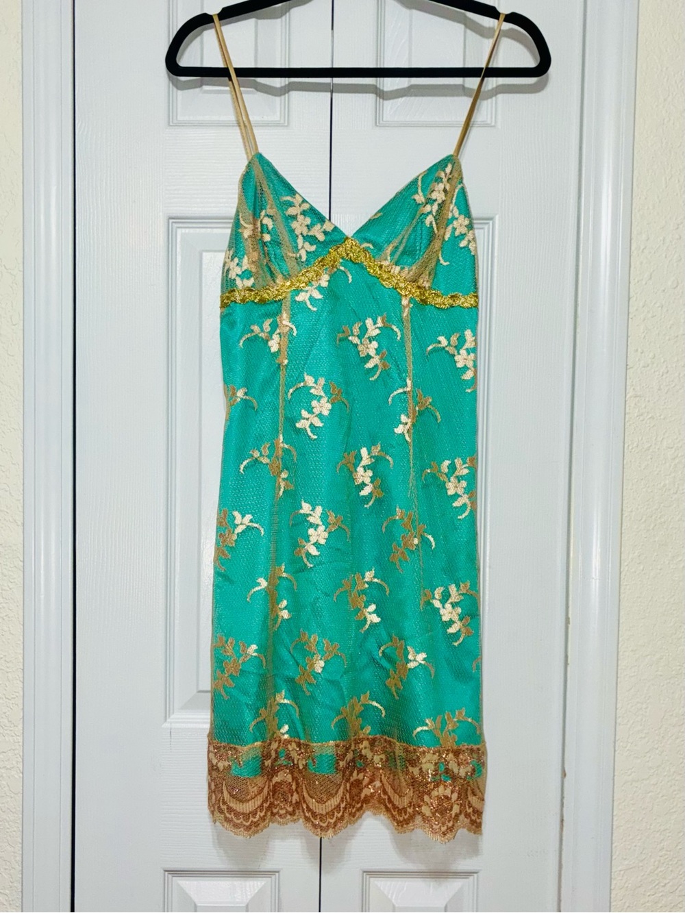 Betsey Johnson Vintage Y2K 1990’s Lace Overlay slip dress gold and turquoise